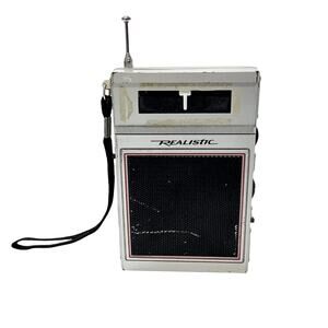 Vintage Radio Shack Realistic 12-719 AM/FM Portable Radio